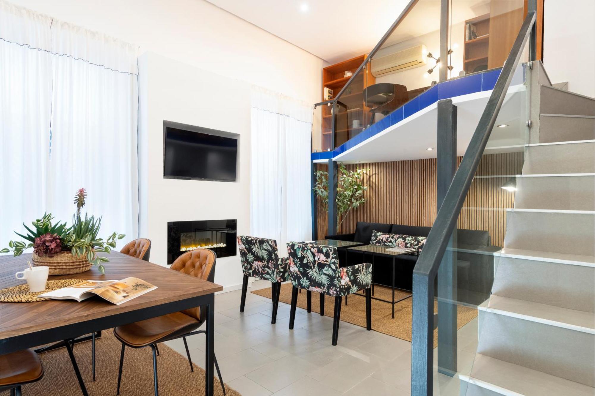 Alohamundi Pasion Apartment Sevilla Bagian luar foto